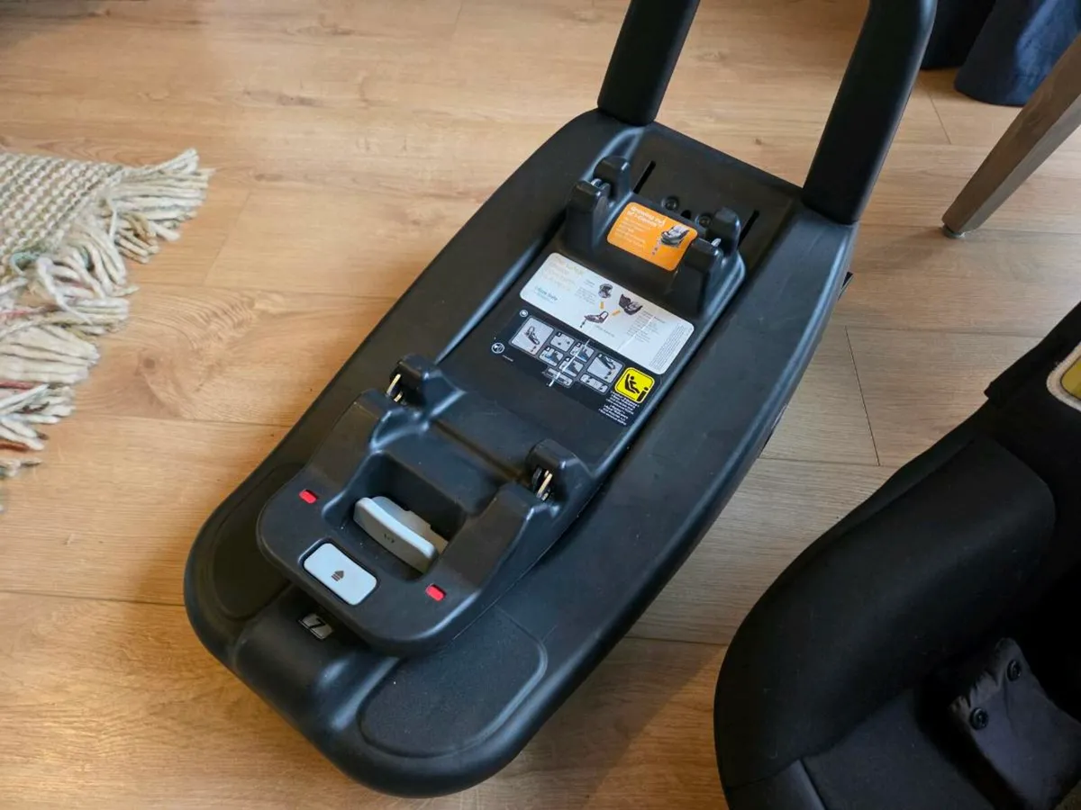Joie Stages Seat and Base - Image 4