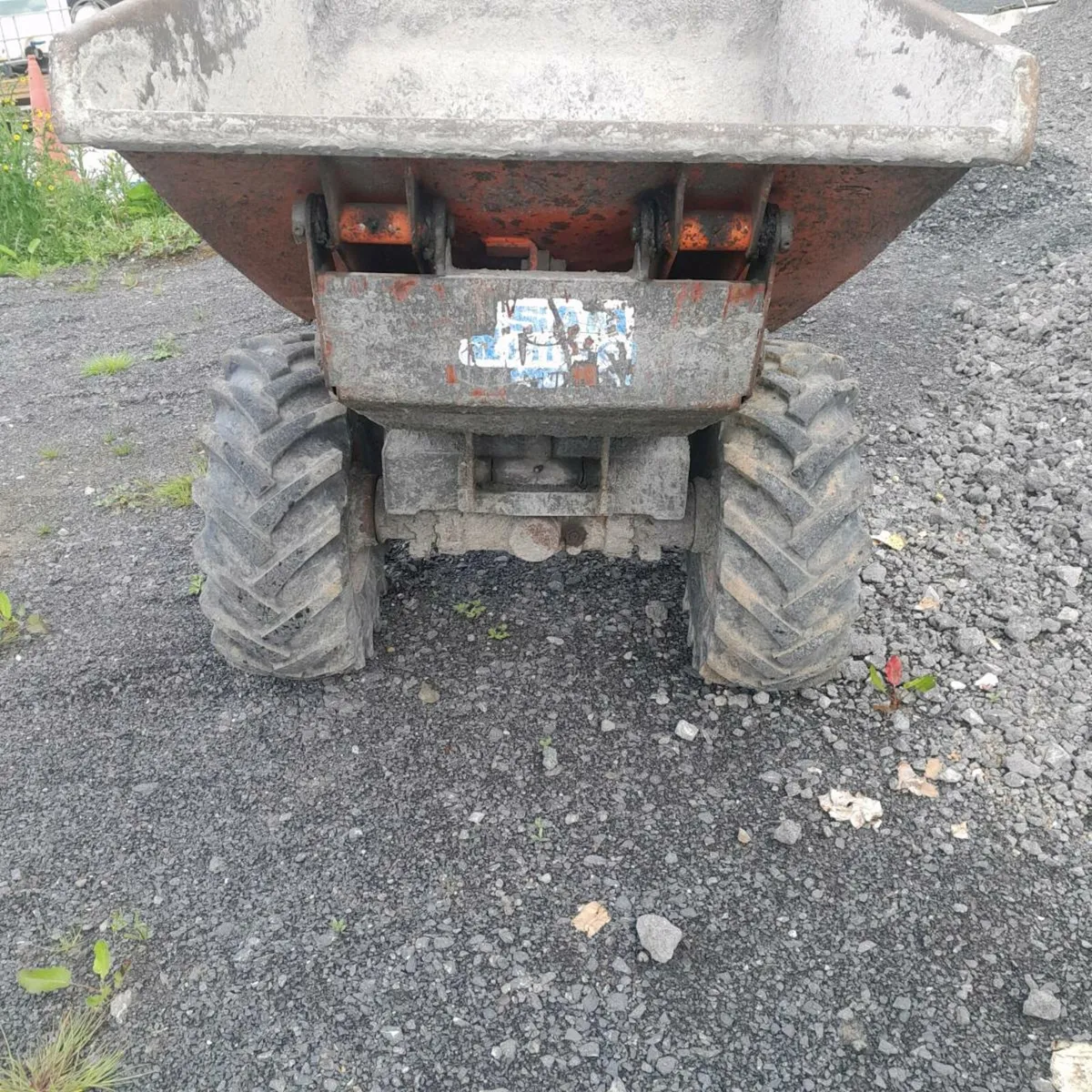One ton High tip dumper - Image 4