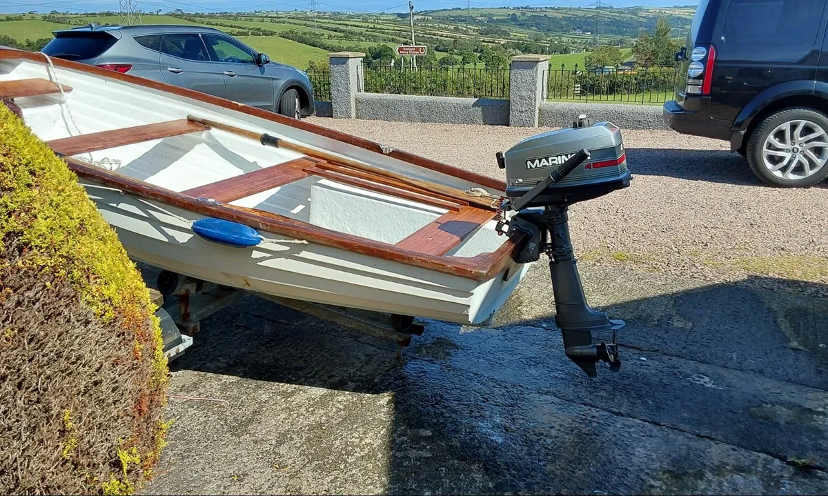 12 Ft Fiberglass Punt - Image 2