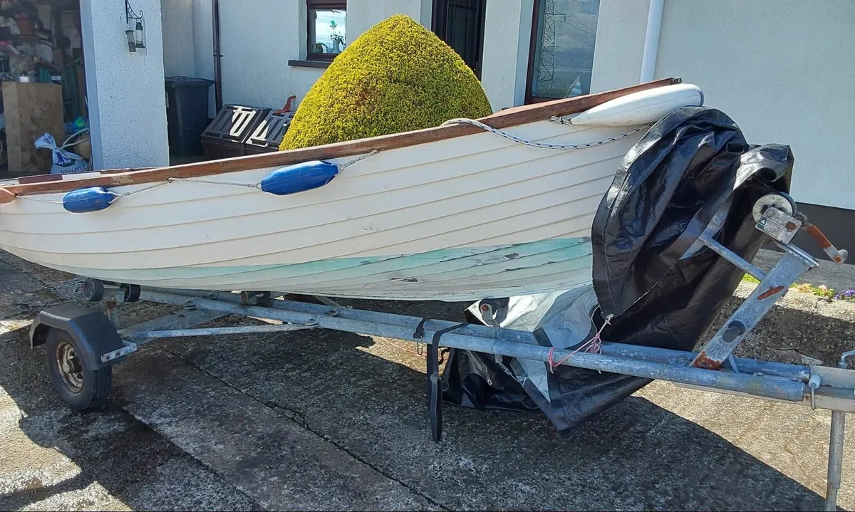12 Ft Fiberglass Punt - Image 4