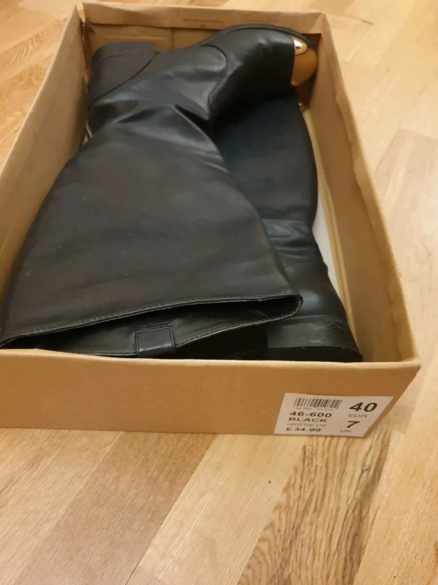 Long boots - Image 4
