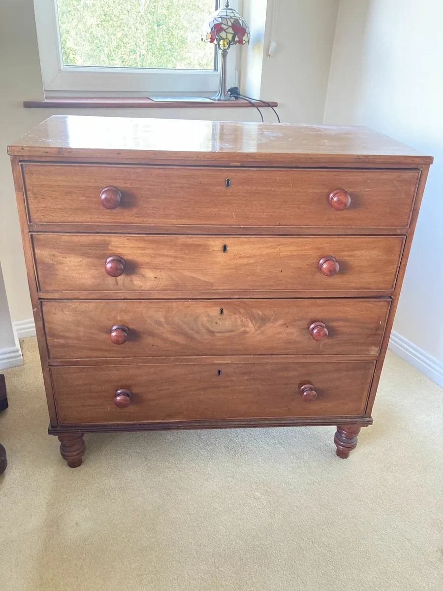 Antique Victorian Chest of Drawers - Image 1