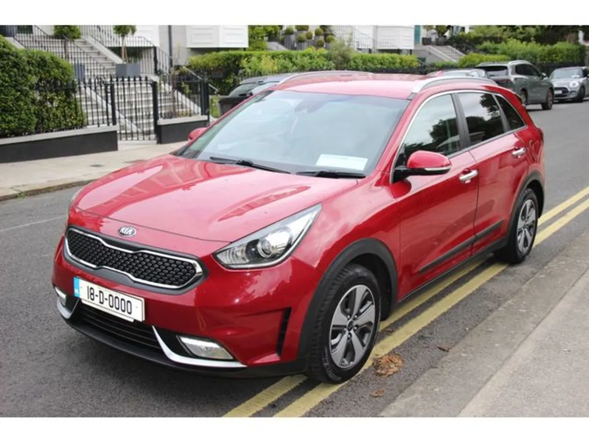 Kia Niro 2018 Self Charging Hybrid - 1/2 Leather - Image 3