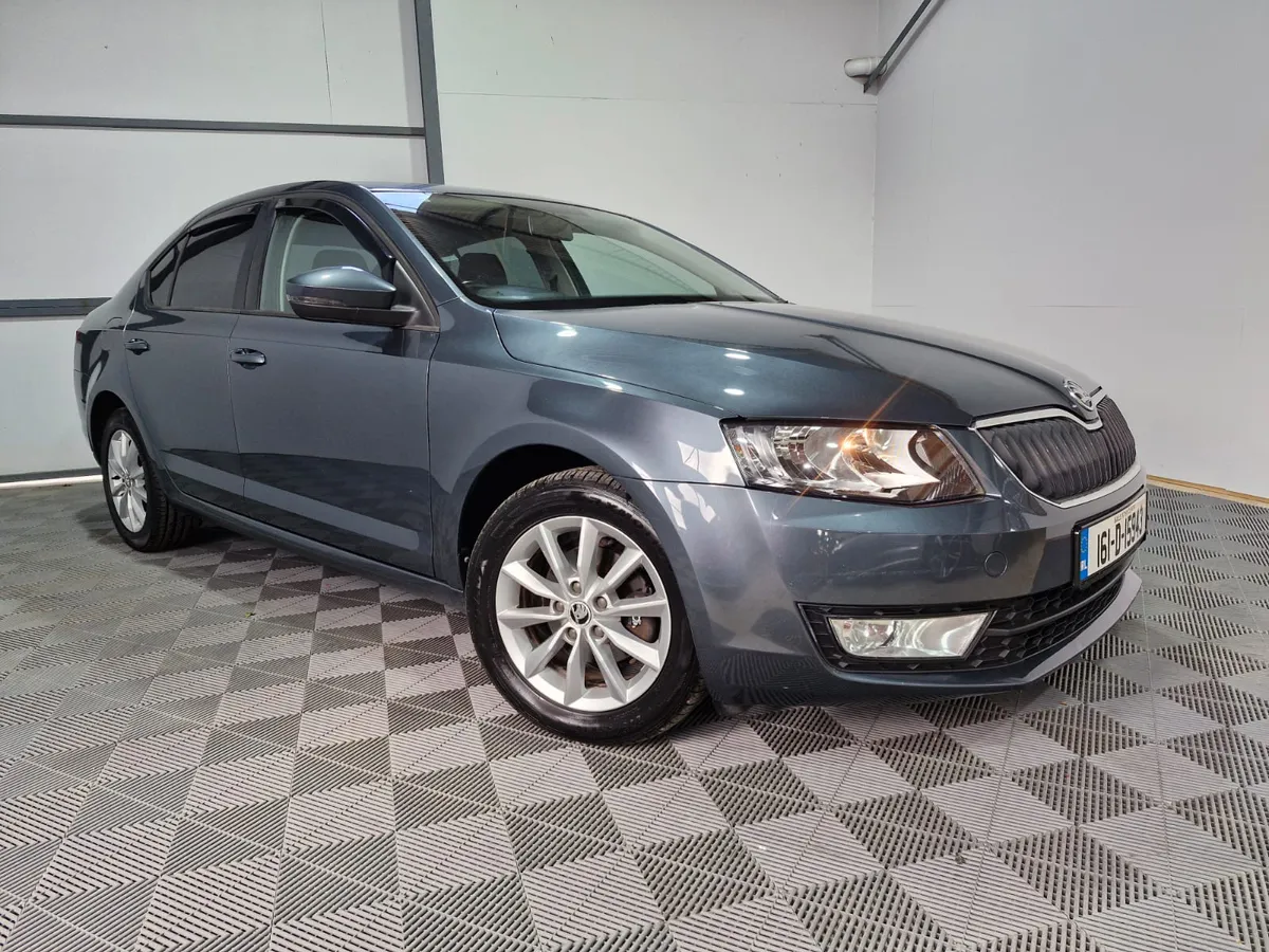 2016 Skoda Octavia Ambition 1.6 Auto DSG - Image 1