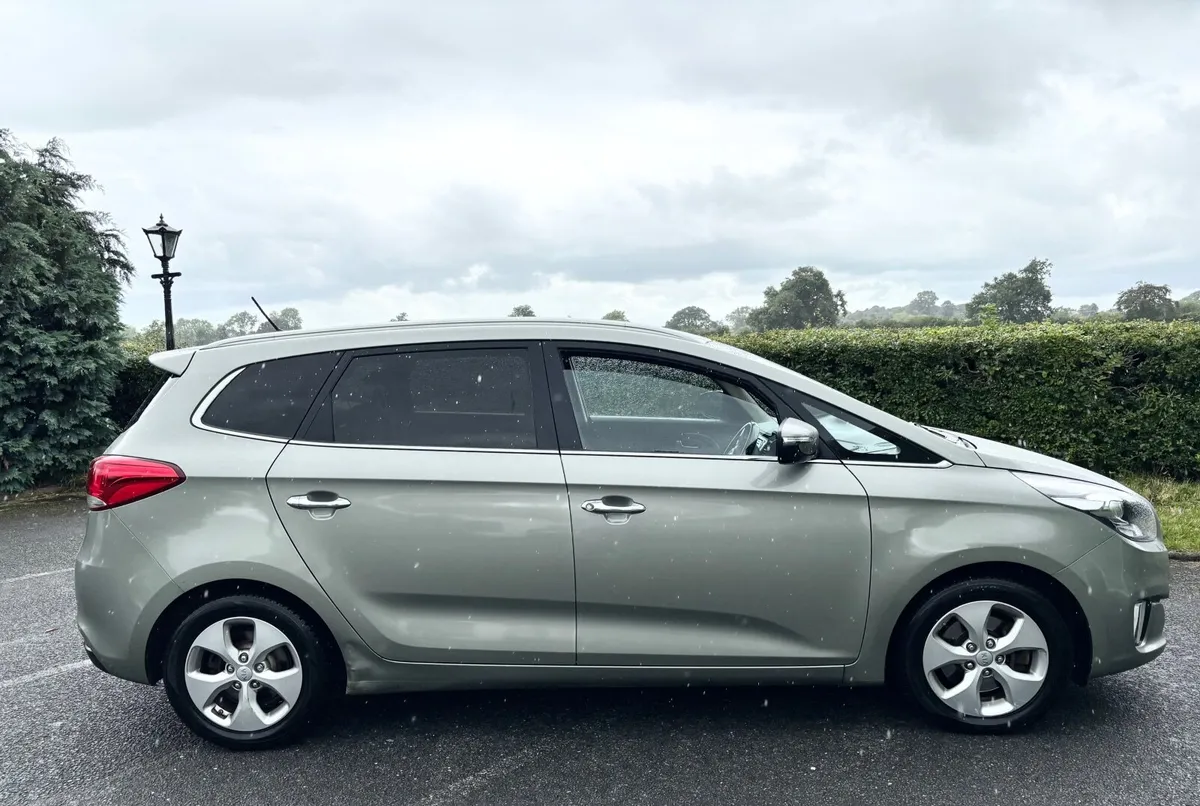 Kia Carens 1.7Crdi EX 7 Seater  Nct February/2027 - Image 3