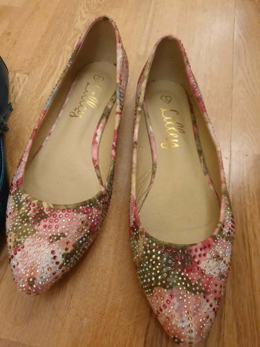 Shoes - Image 2