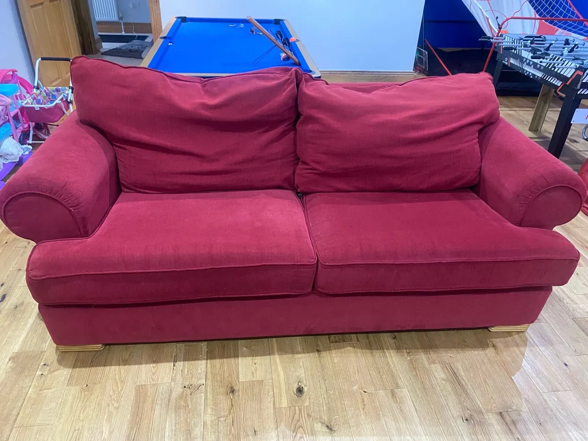 Couches - Image 2