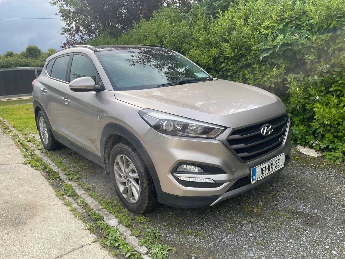 Hyundai tuscon low mileage - Image 2