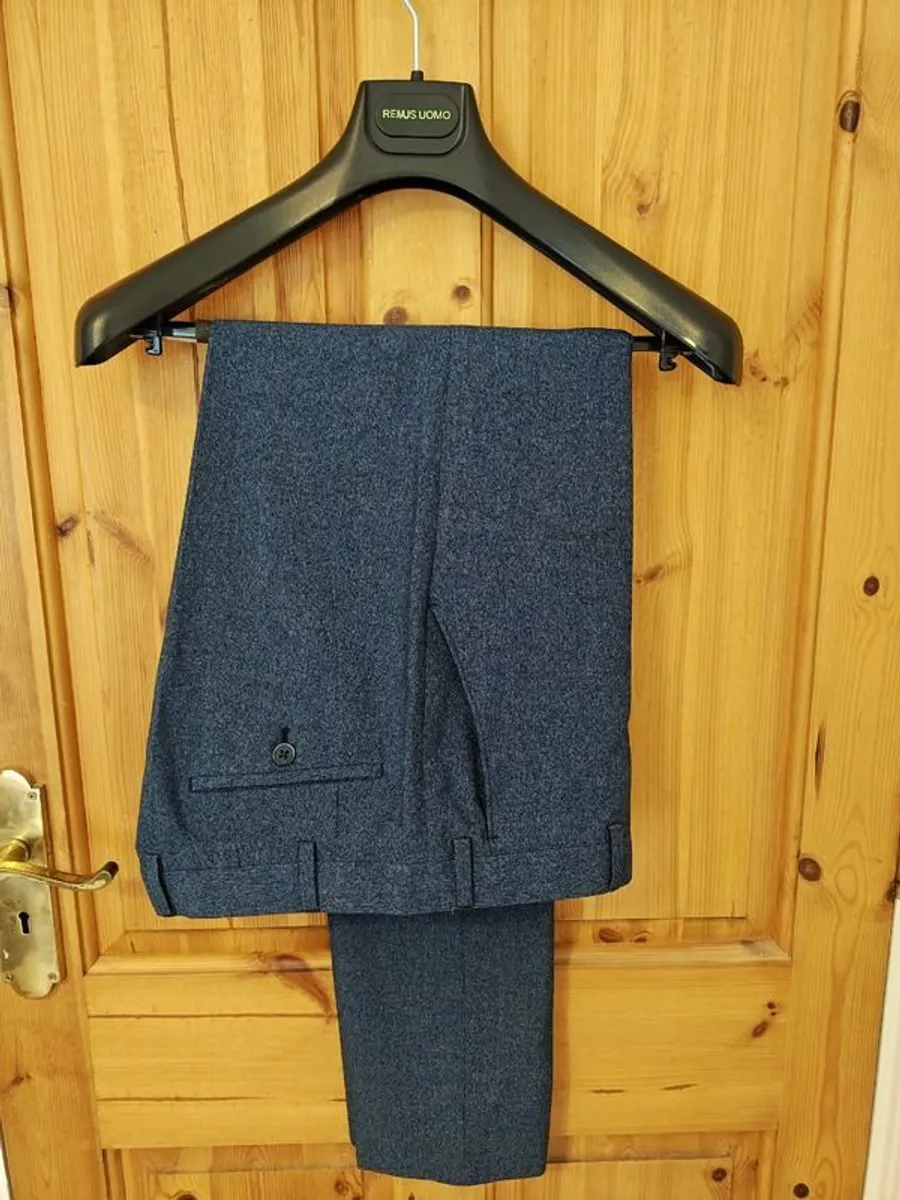 Men's suit (slim fit) - Image 3