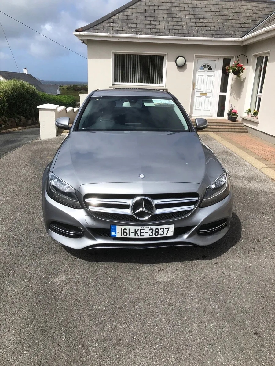 Mercedes-Benz C-Class 2016 - Image 2
