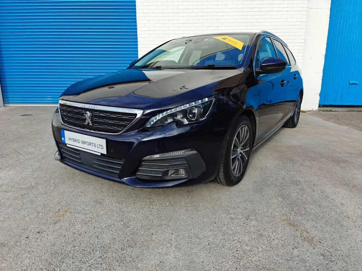 2018 PEUGEOT 308 SW ALLURE PANORAMIC ROOF - Image 3