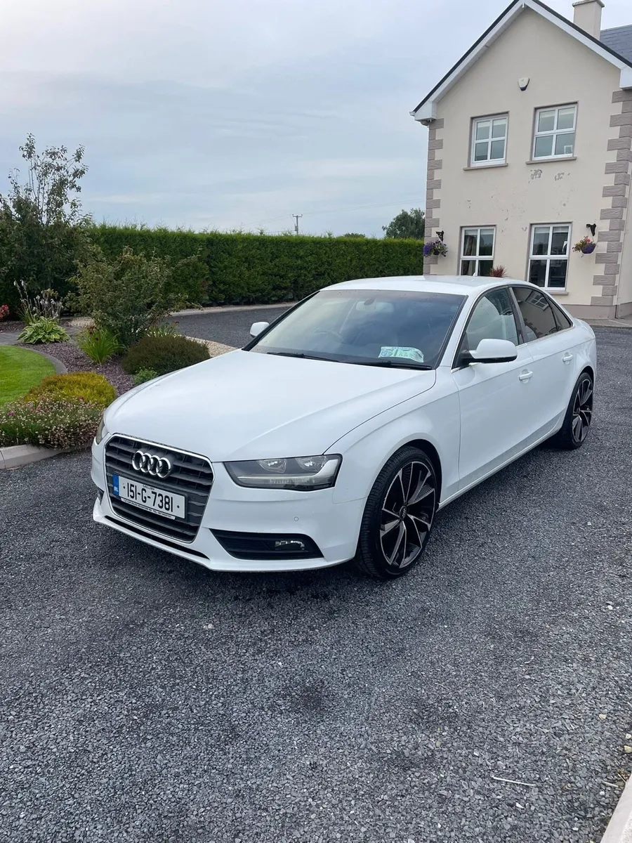 151 AUDI A4 ULTRA SE TECHNIK - Image 3
