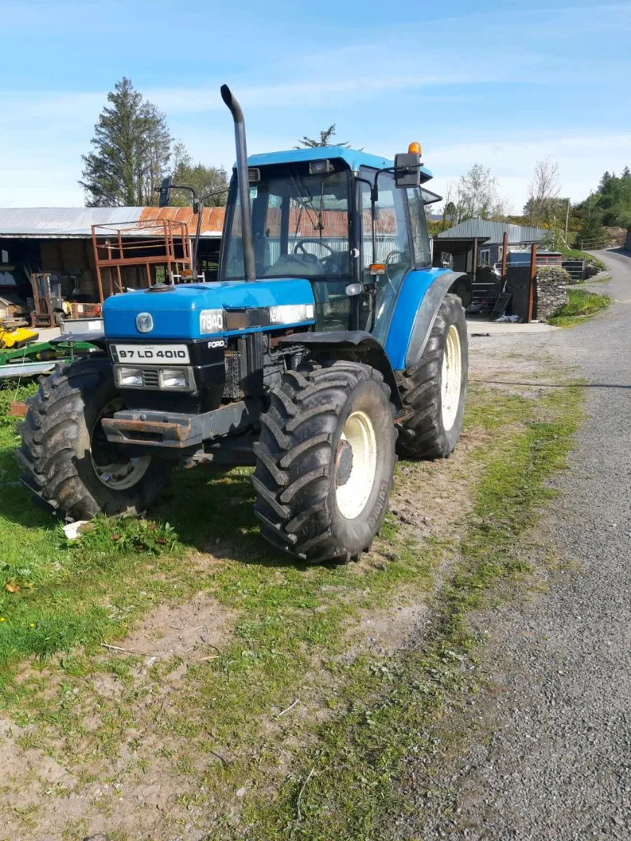 New Holland 7840 - Image 1