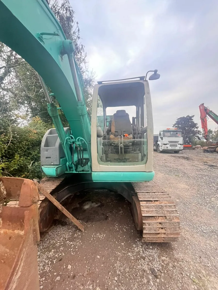 11T Kobelco - Image 3