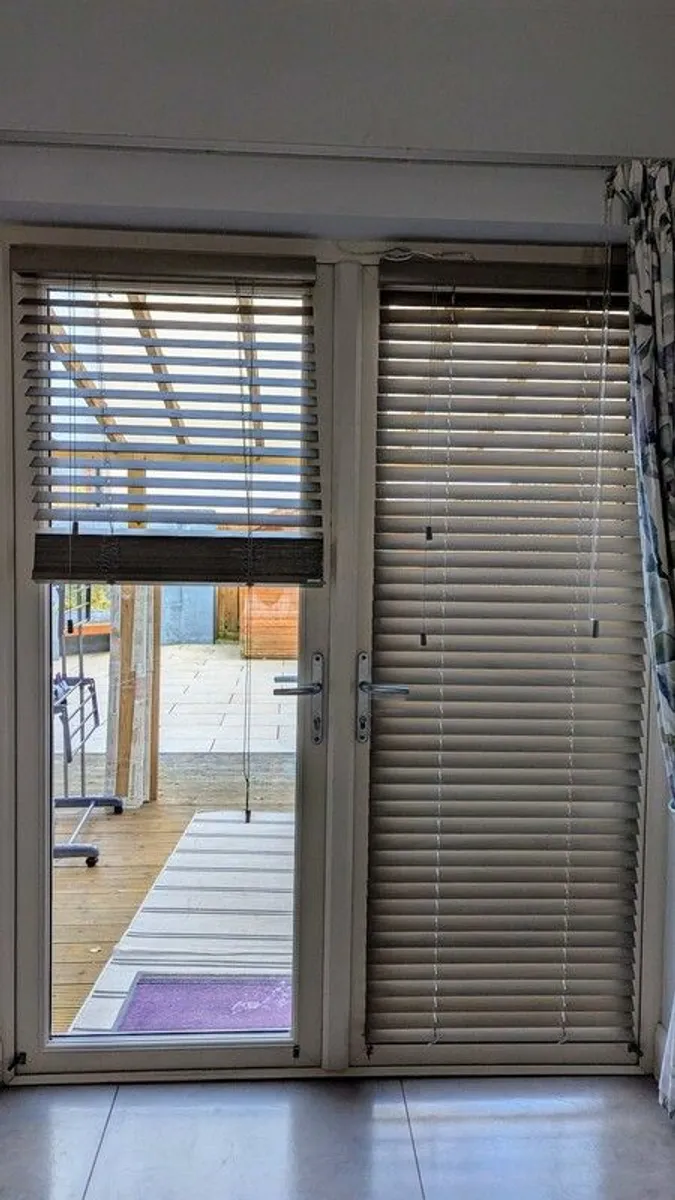 2 PVC French Windows - Image 4