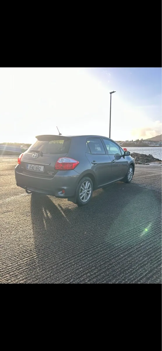 Toyota Auris - Image 2