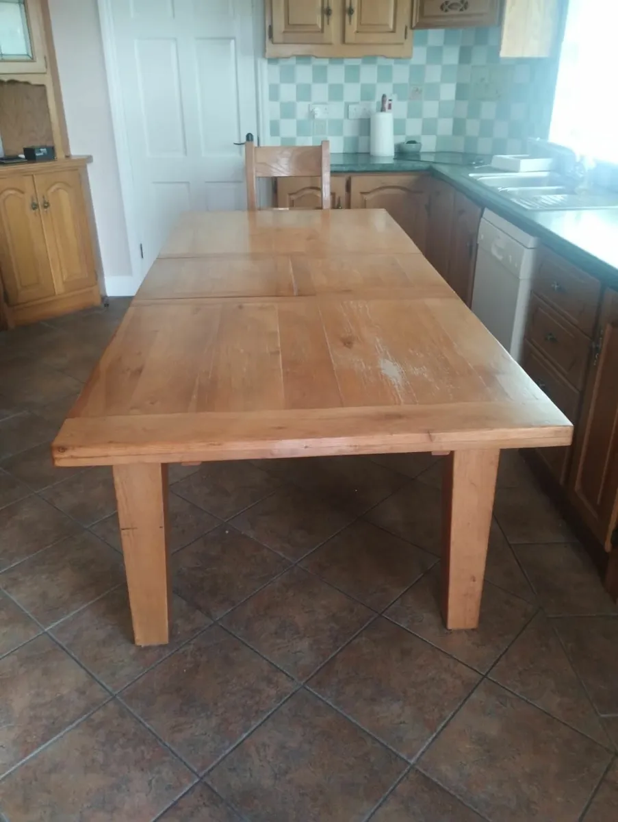 Kitchen Table and chairs - Image 2