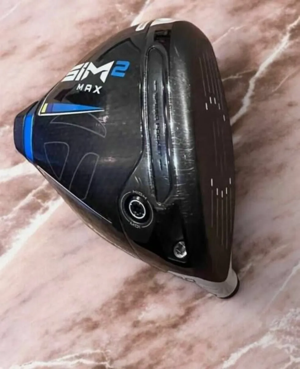 TaylorMade SIM2 Max 9.0 Degree Driver - Image 2