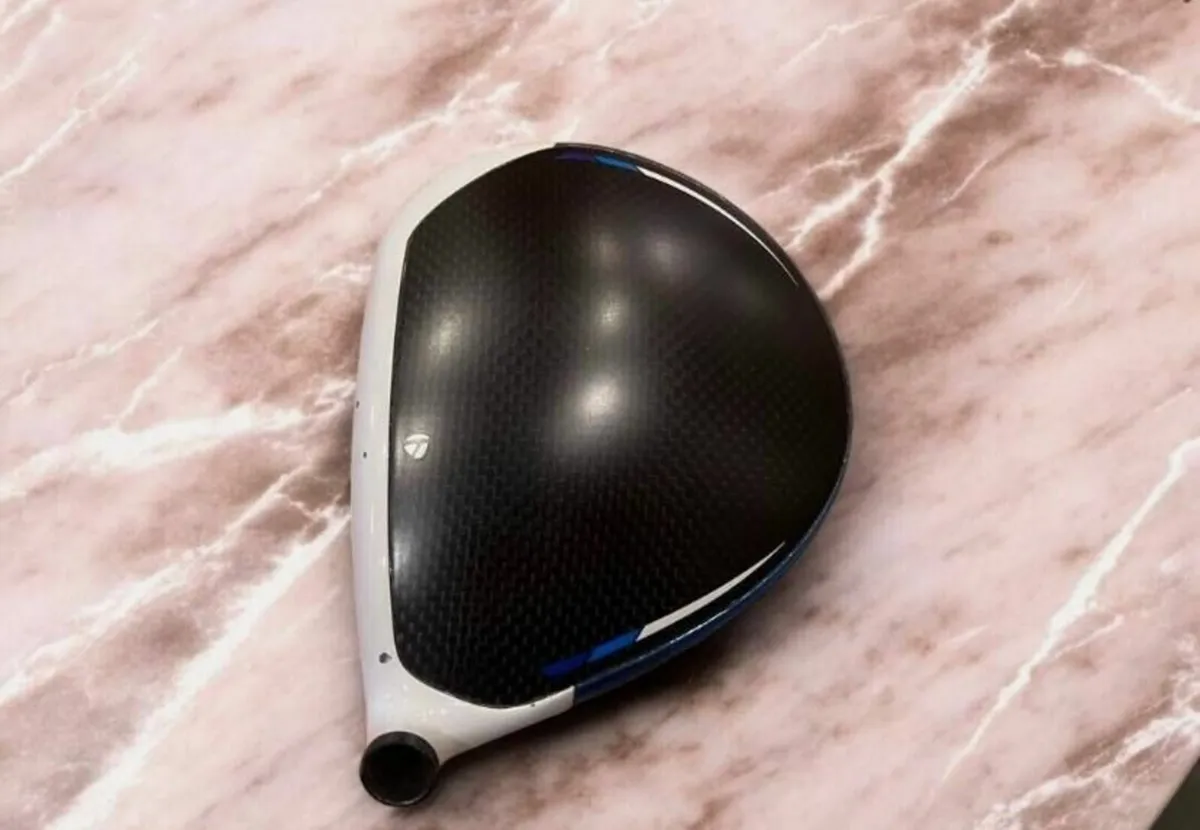 TaylorMade SIM2 Max 9.0 Degree Driver - Image 4