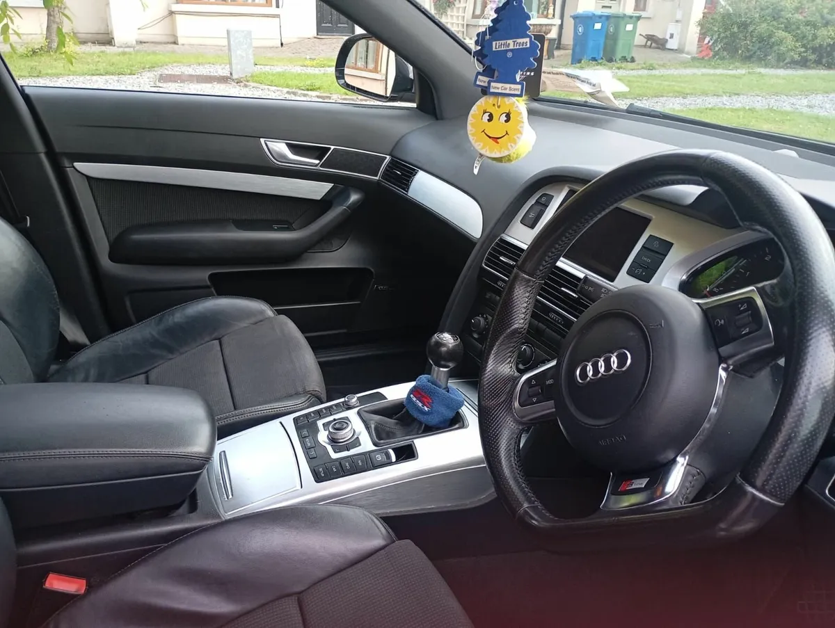 Audi A6 2010 - Image 4