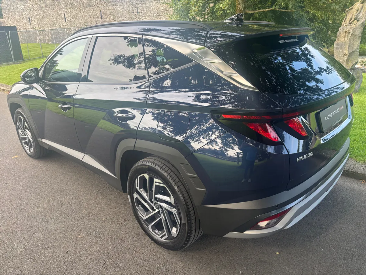 Hyundai Tucson 2025 ***Only 3500 Klms*** Executive - Image 2