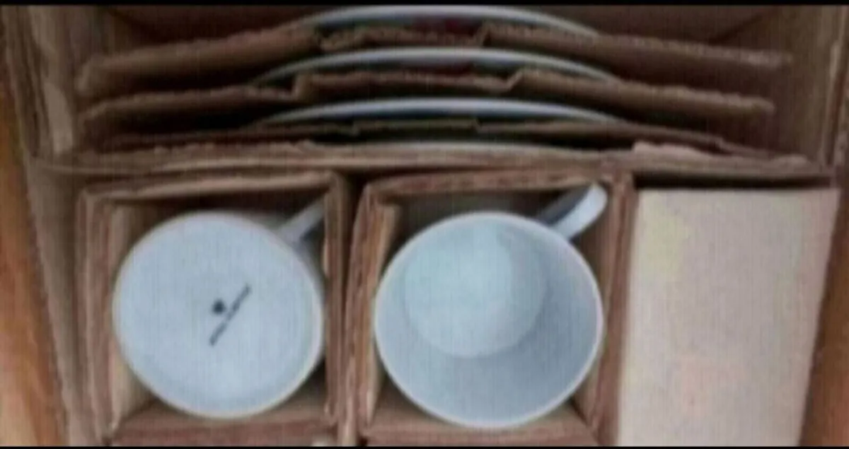 Dinner  X  4  PIECE  Set - Image 2