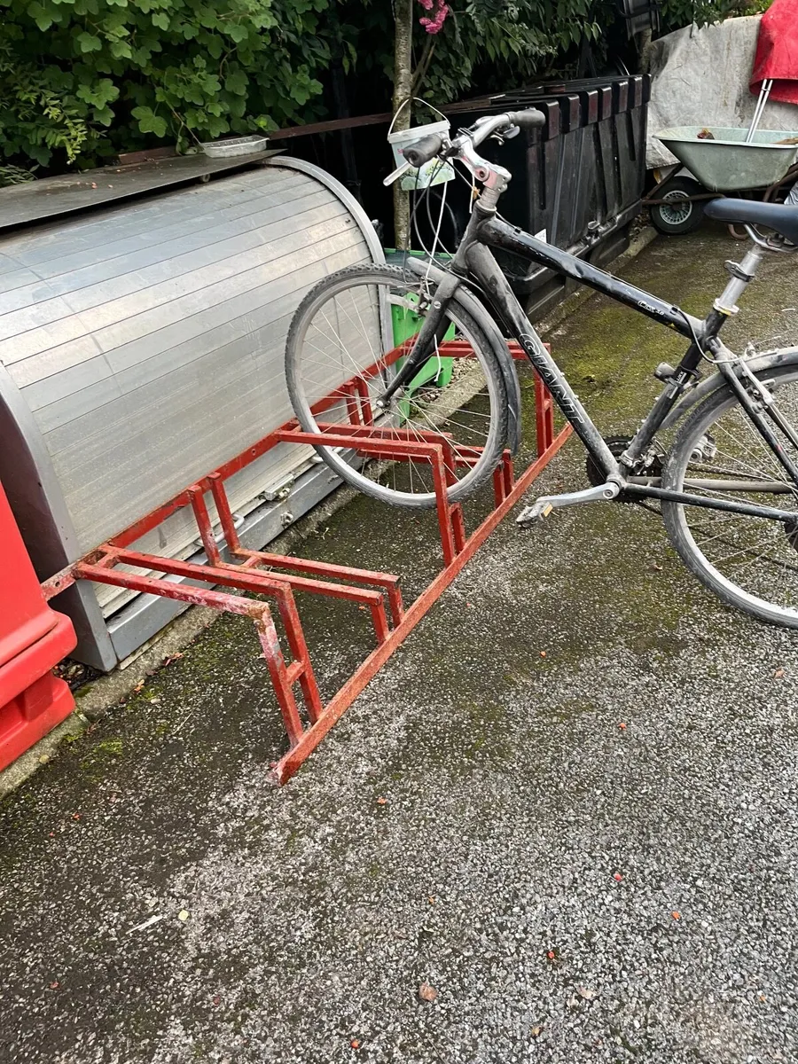 Bike stand - Image 1