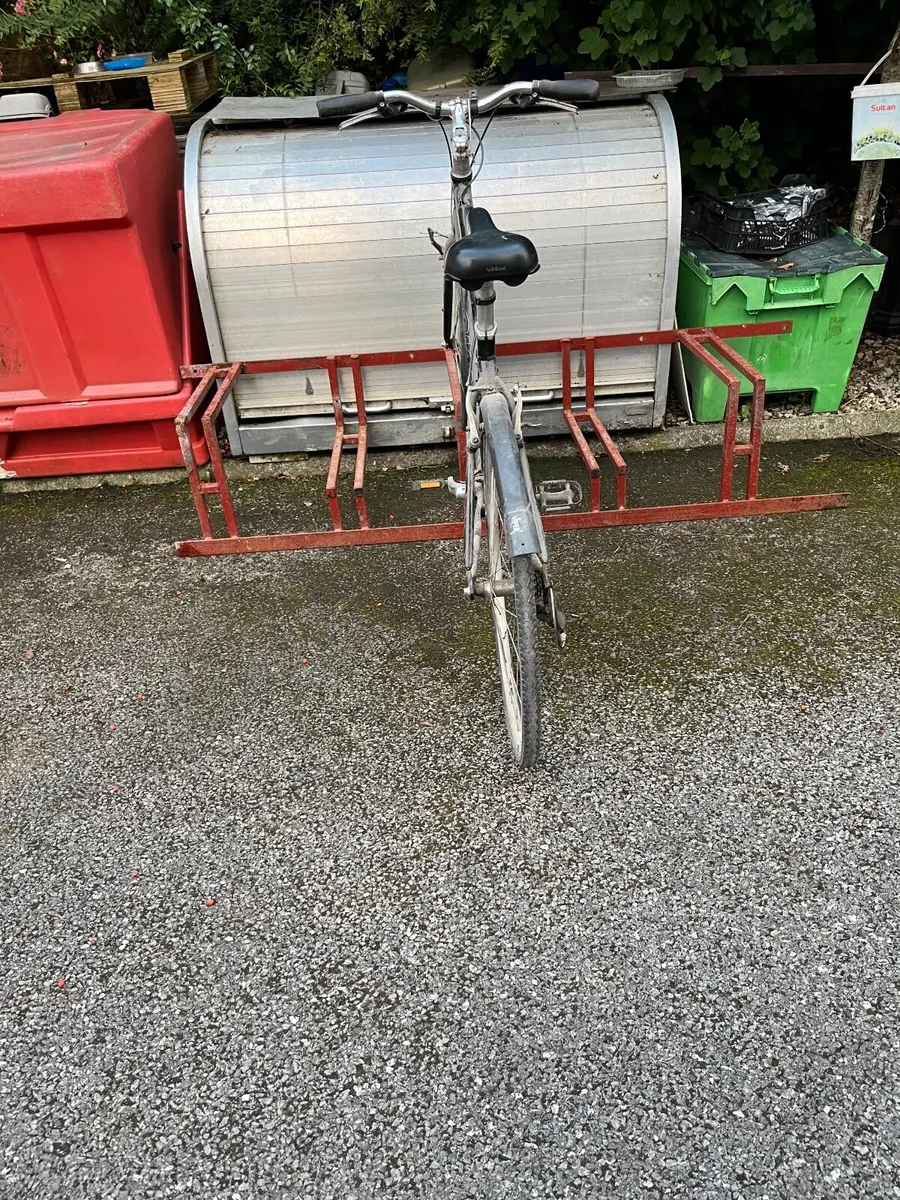 Bike stand - Image 2
