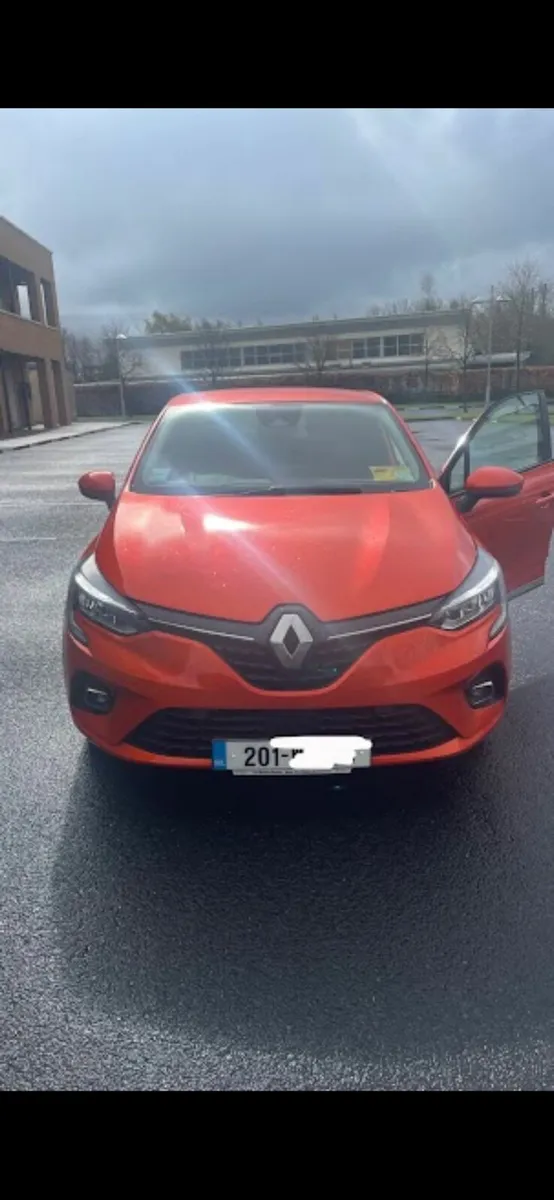 Car - Image 2