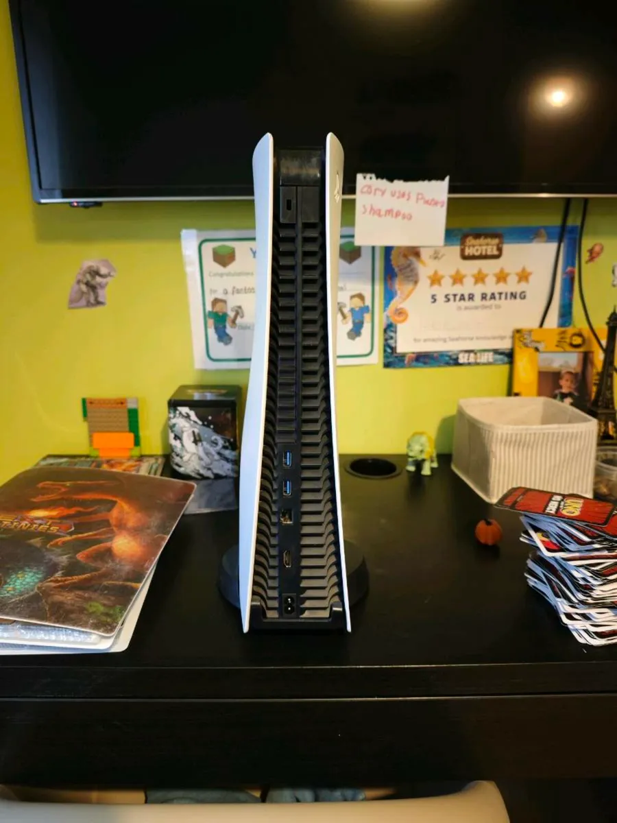 Playstation 5 - Image 3