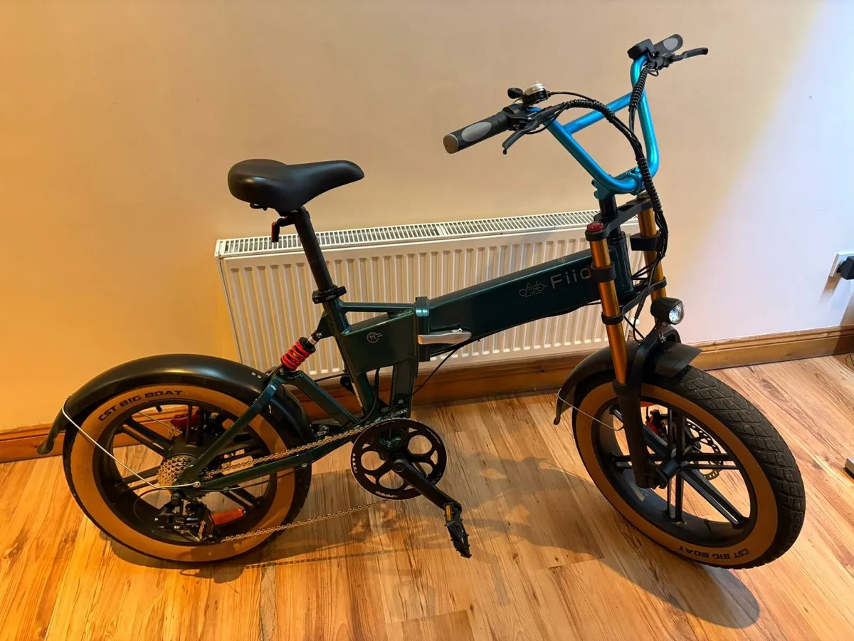 Fold up electric bike - Image 1