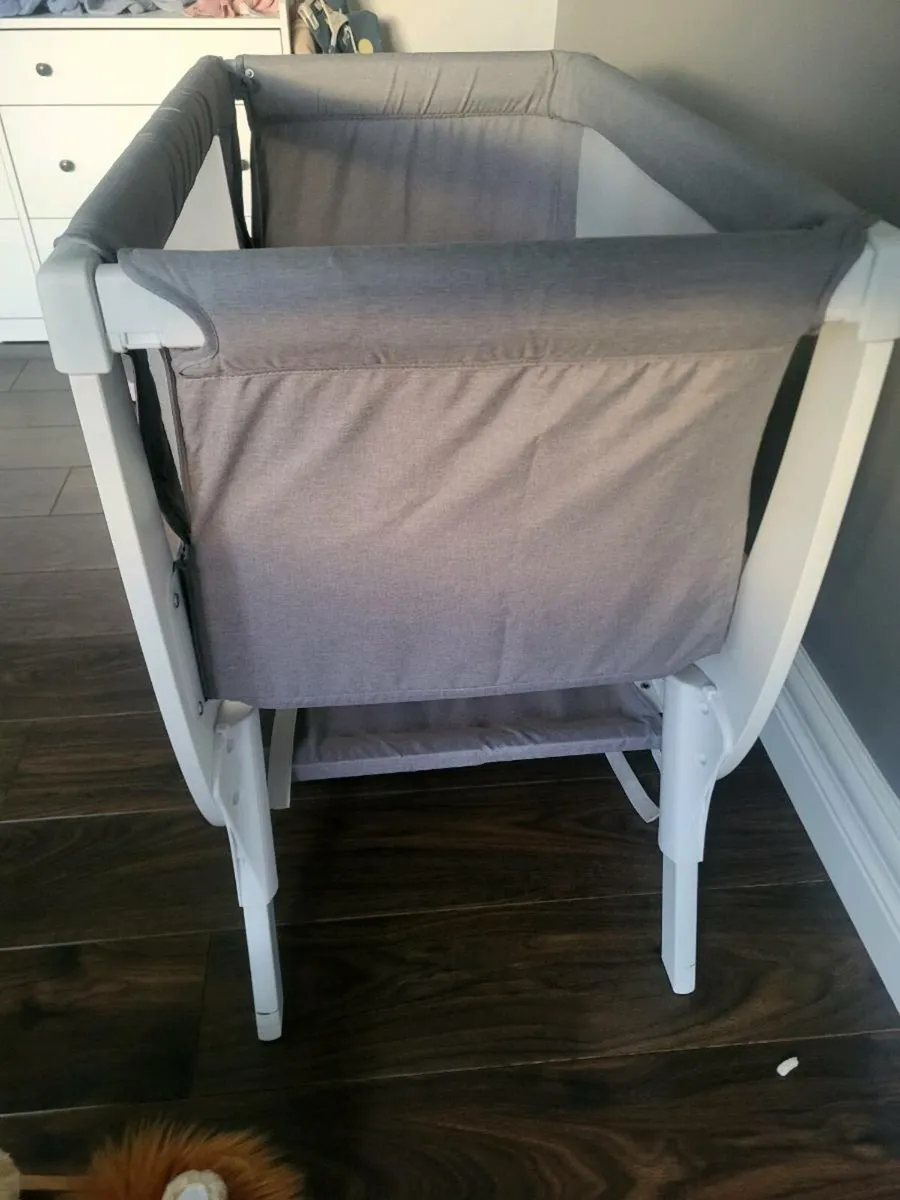 Shnuggle bedside cot - Image 3