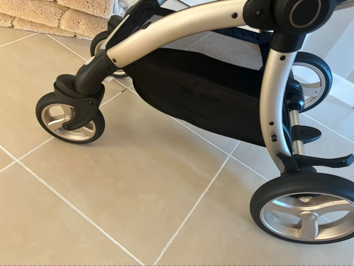 table and chairs, baby pram - Image 2