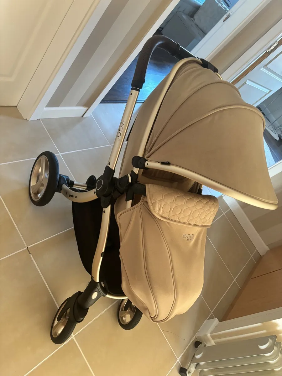 table and chairs, baby pram - Image 3