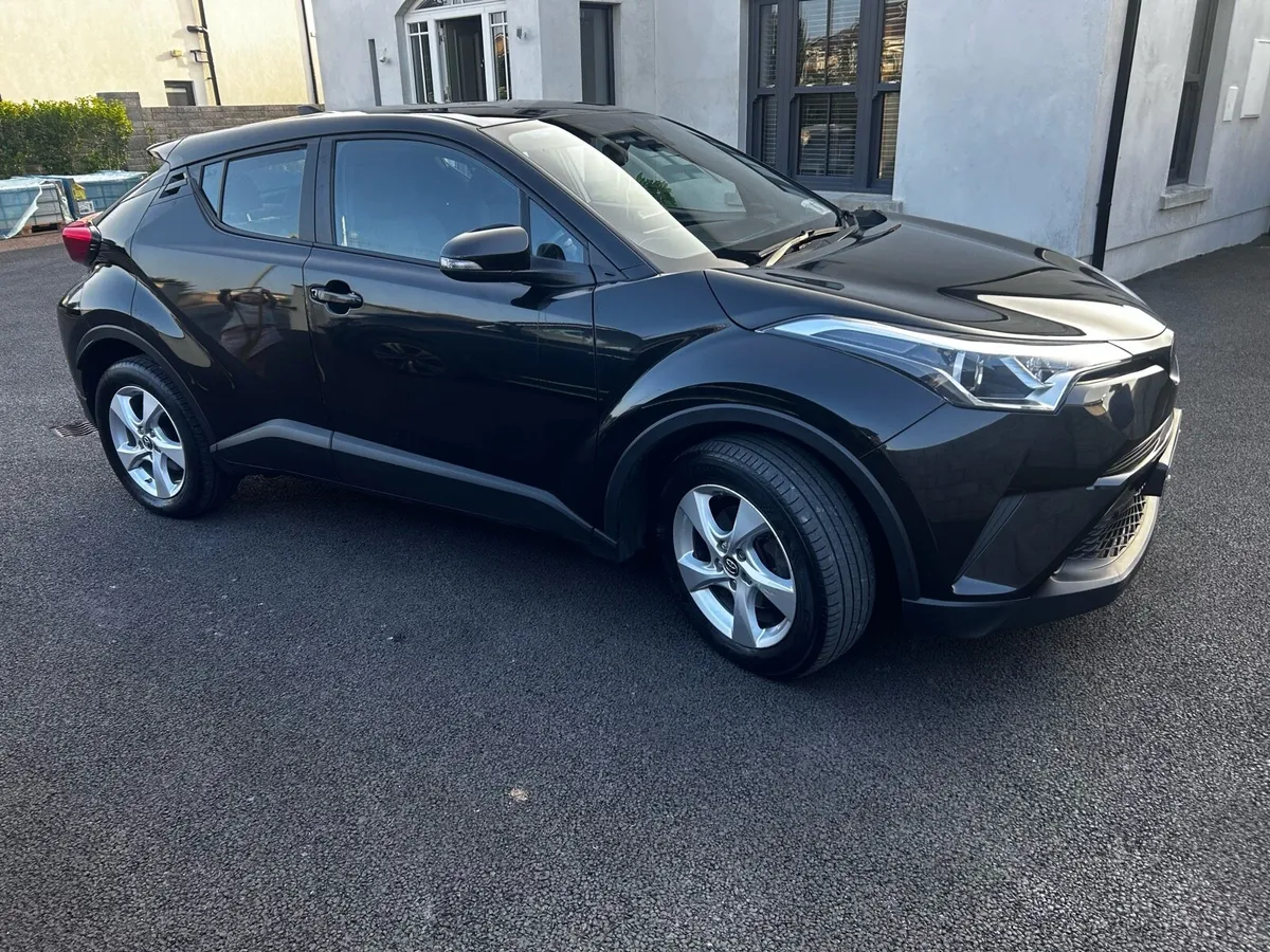 Toyota CHR 1.2 Petrol Luna - Image 3