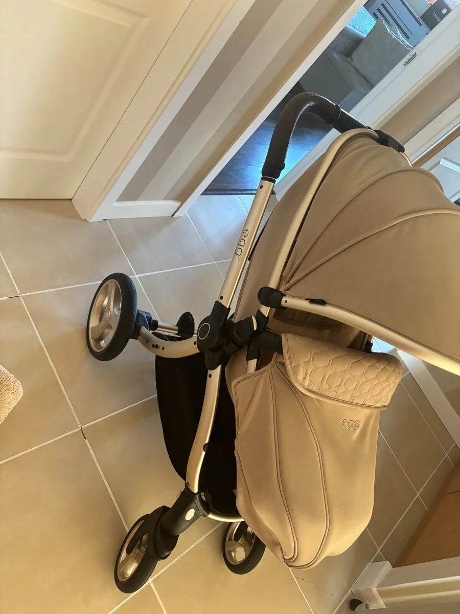 table and chairs, baby pram - Image 4