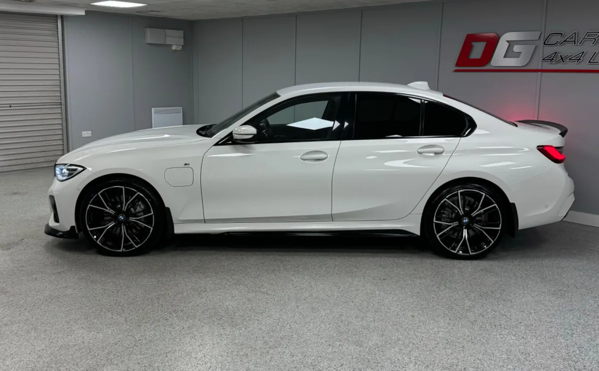 2021 BMW 330E M Sport Automatic - Image 4