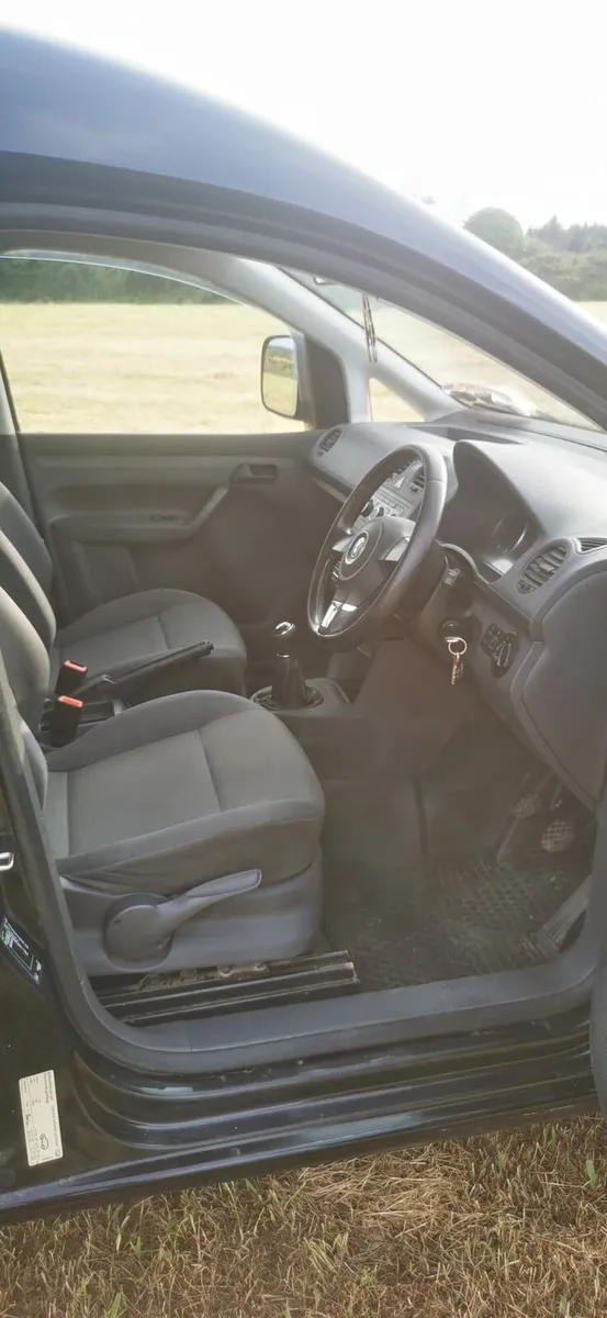 Volkswagen Caddy 2014 - Image 4