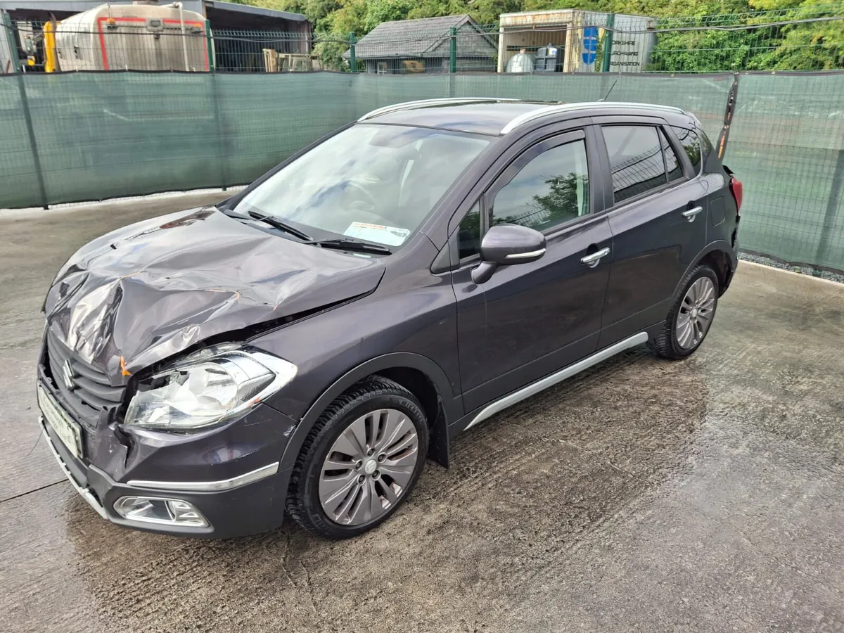 2016 Suzkui sx4 diesel light damage - Image 3