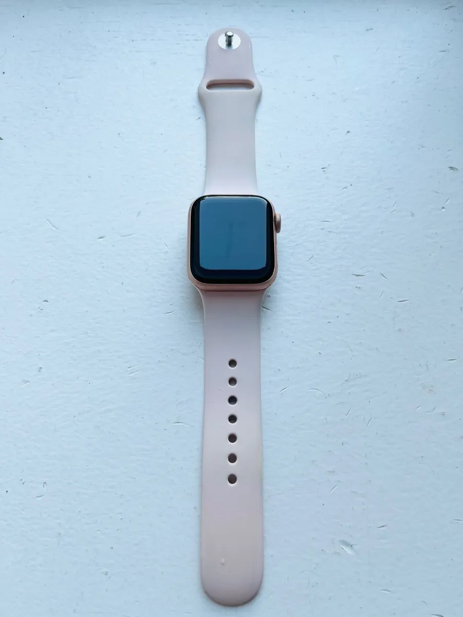 Apple Watch Series 6 GPS - 40mm Rose Gold - Image 4