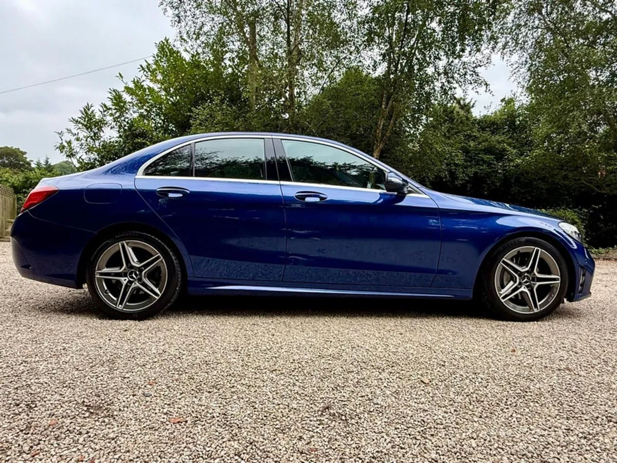 Mercedes-Benz C-Class C220 D AMG Line Premium - Image 2
