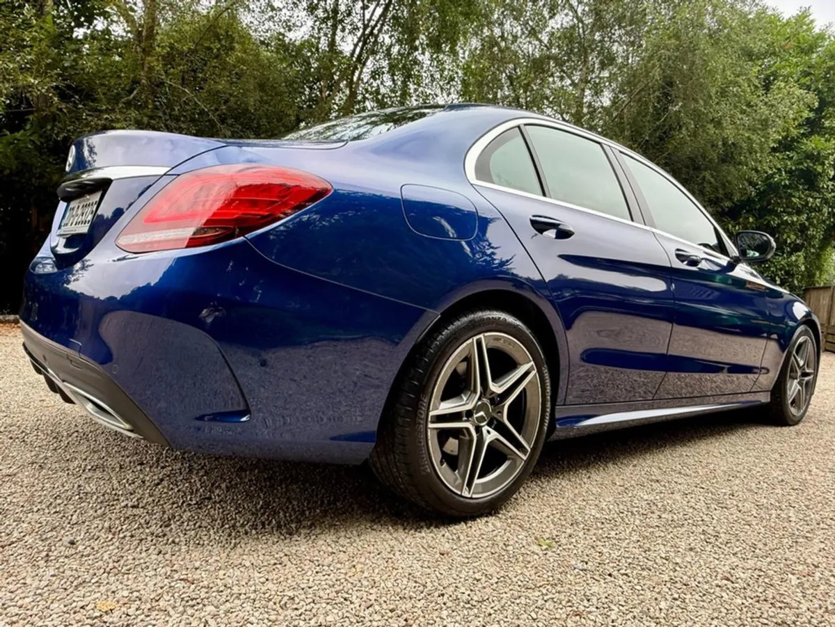Mercedes-Benz C-Class C220 D AMG Line Premium - Image 3