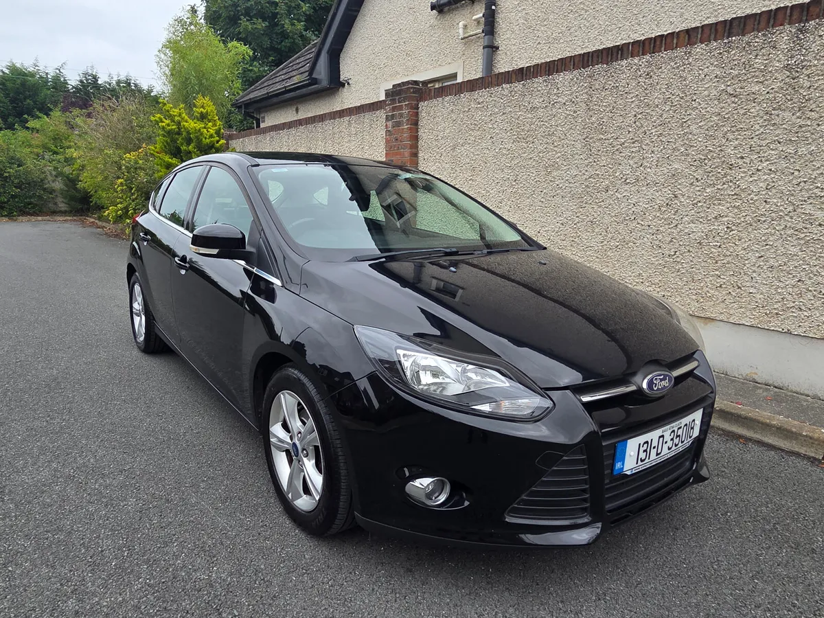 Ford Focus 1.0 Full Ford Service history - Image 1
