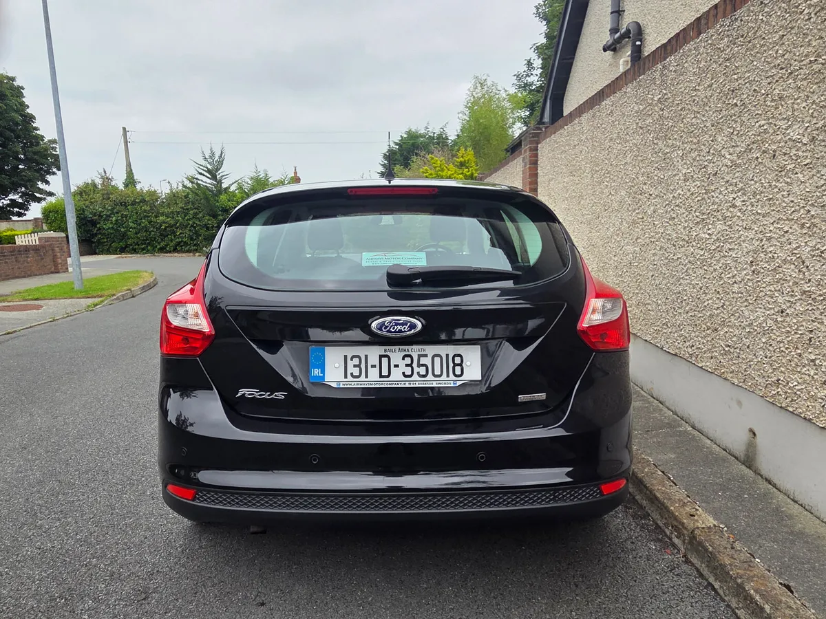 Ford Focus 1.0 Full Ford Service history - Image 4