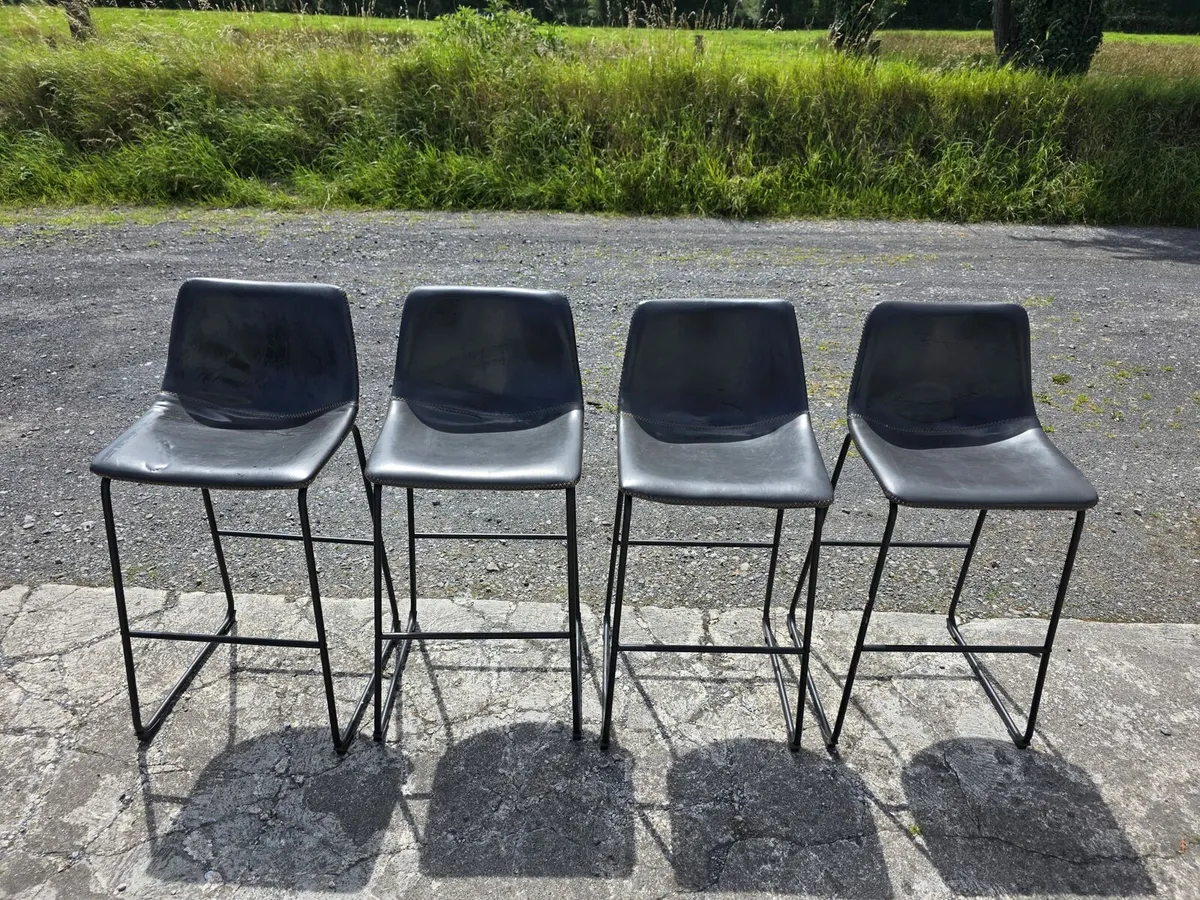 Kitchen stools - Image 1