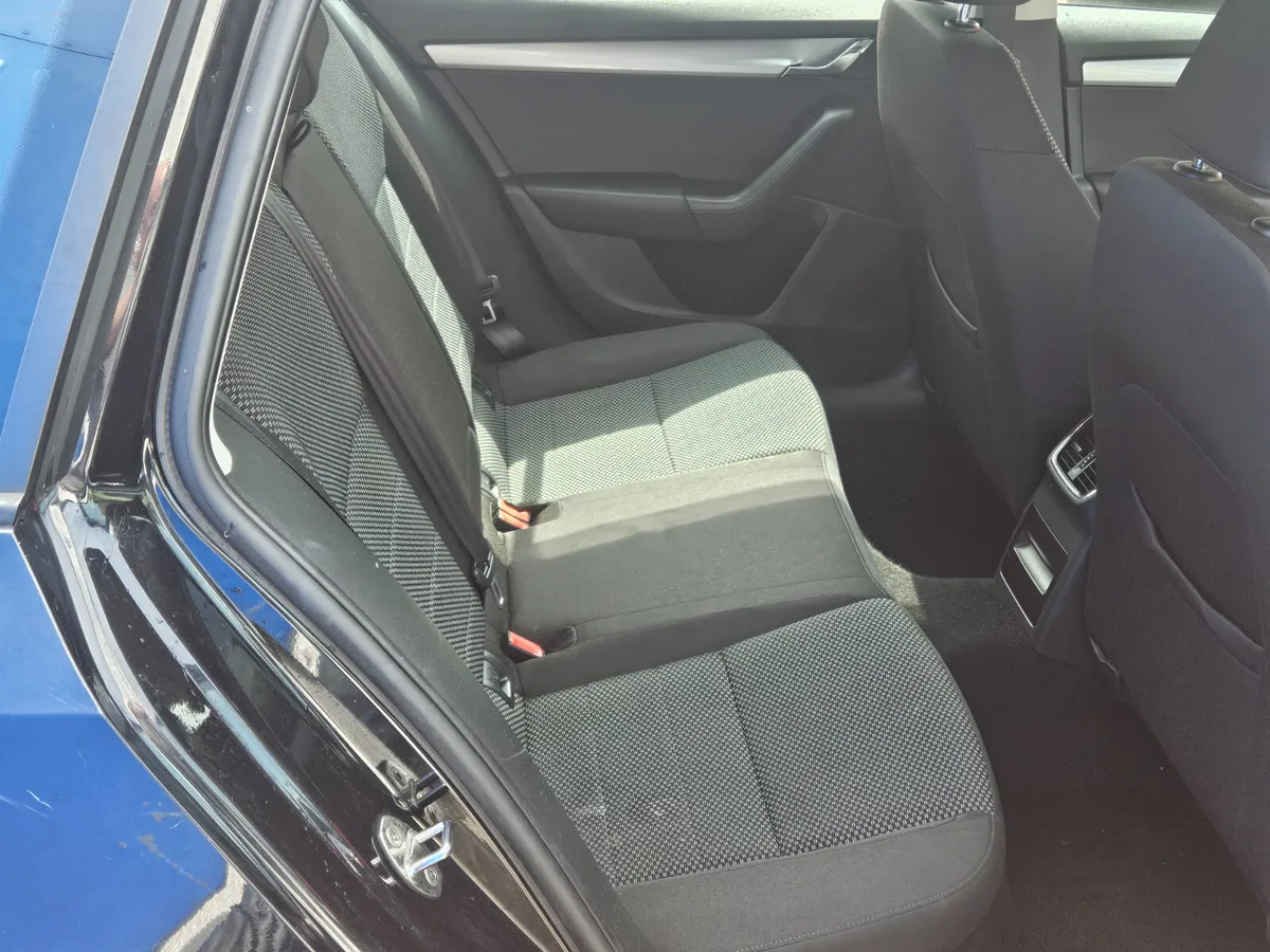 Skoda Octavia estate - Image 3