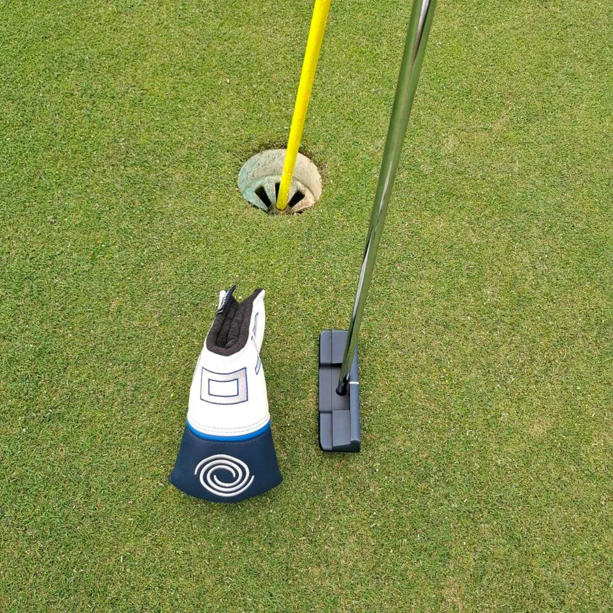 Odyssey putter - Image 1