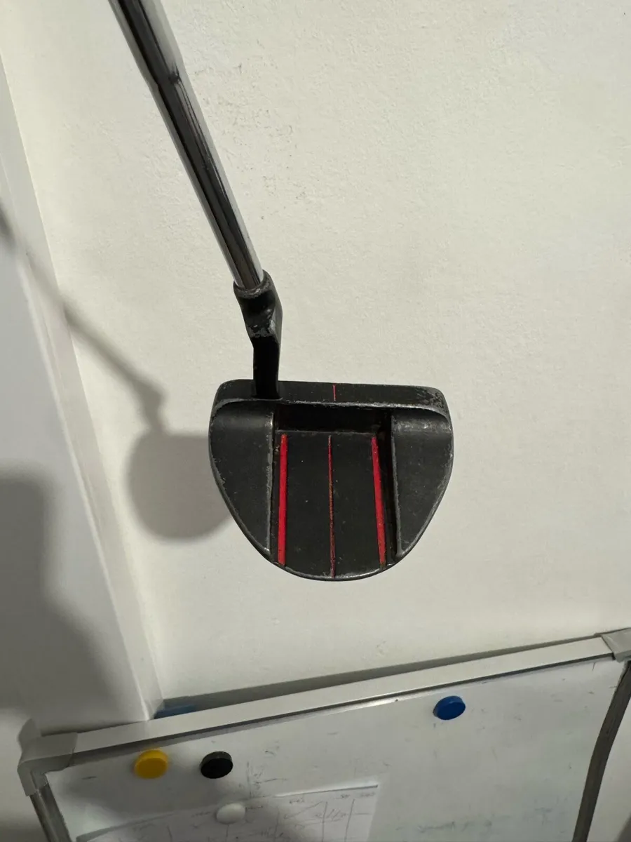 Golf Putter 33” - Image 1