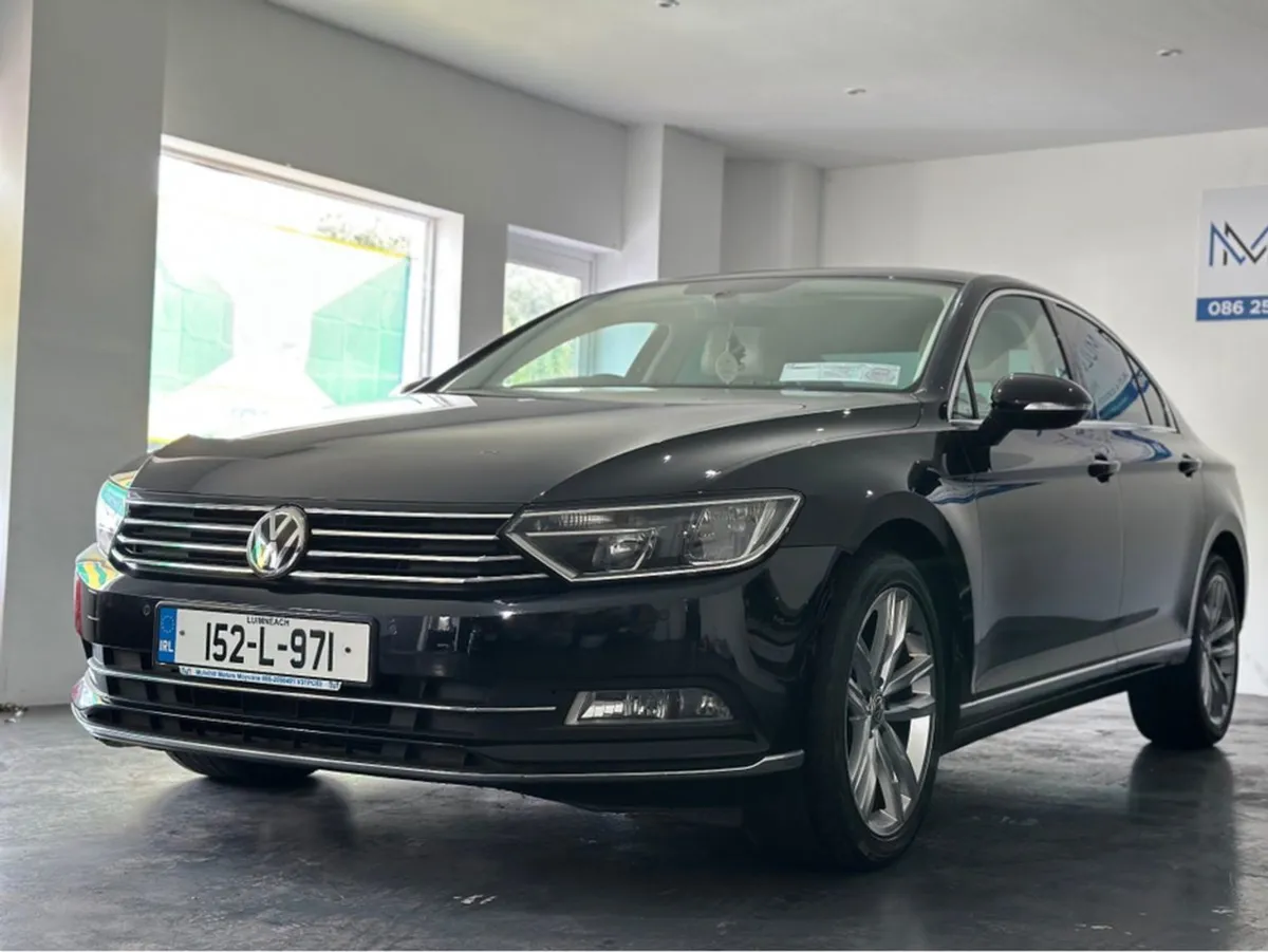 Volkswagen Passat Highline 1.6 TDI Manual 6speed - Image 2