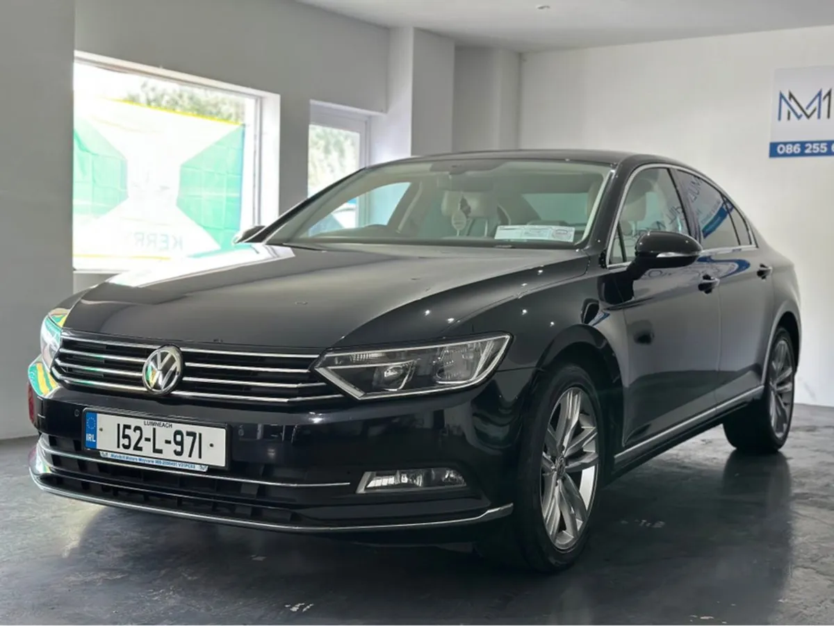 Volkswagen Passat Highline 1.6 TDI Manual 6speed - Image 3